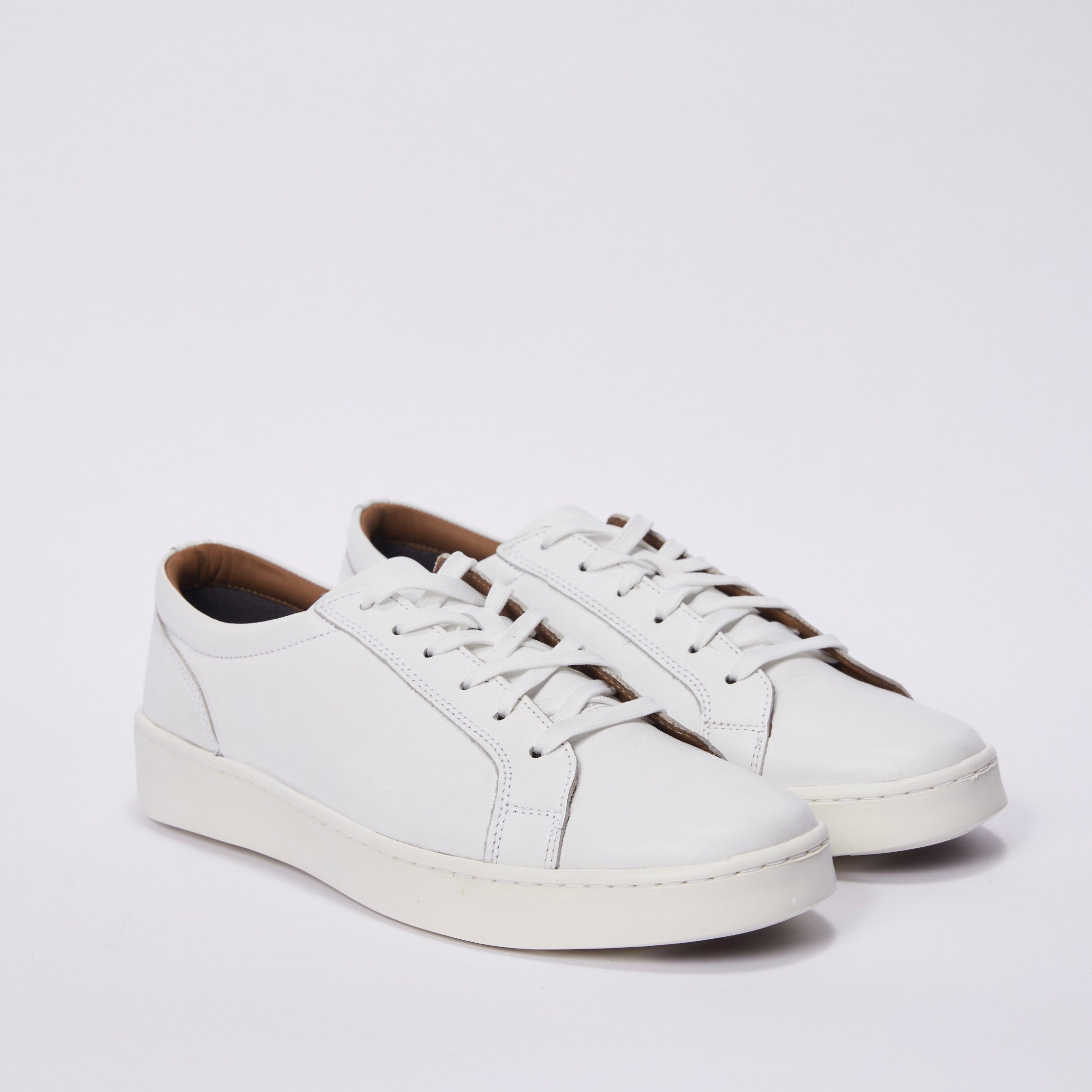 Mateo - Zapatillas Float Blancas de Cuero